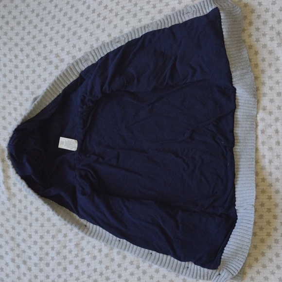 Gorgeous, Super Warm Button-Up Sweater with Hood - Picture 3 of 5